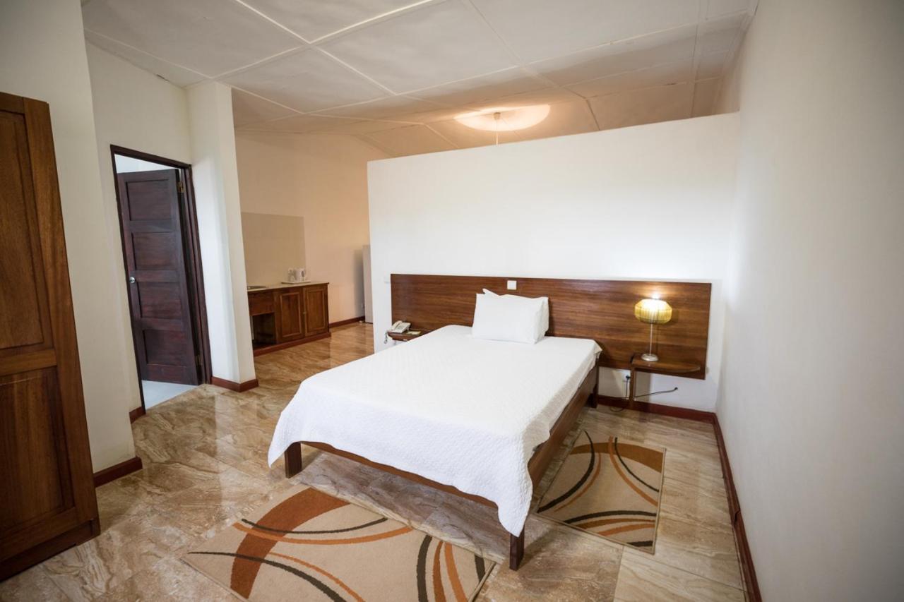 Hotel Praia Sao Tome Bagian luar foto